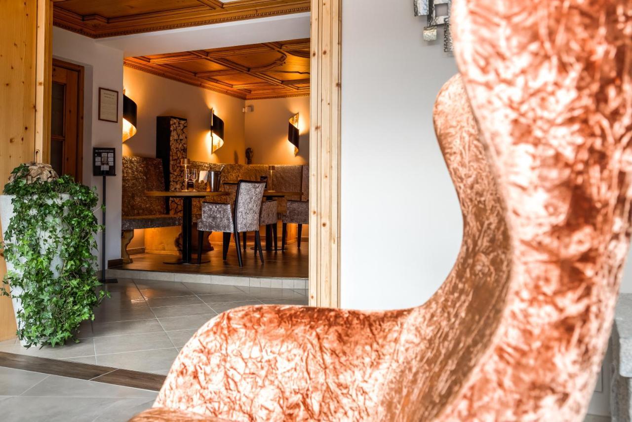 Hotel Fanes Selva di Val Gardena Esterno foto