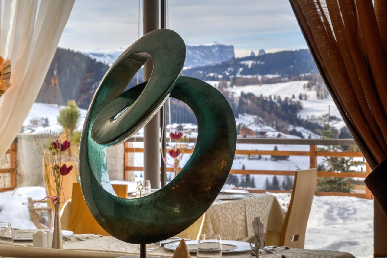 Hotel Fanes Selva di Val Gardena Esterno foto