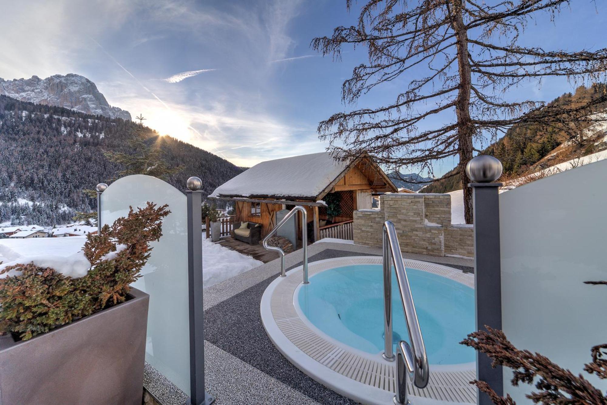 Hotel Fanes Selva di Val Gardena Esterno foto