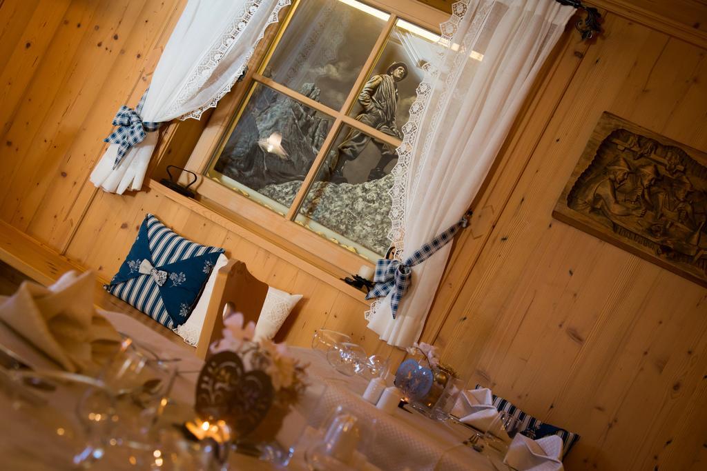 Hotel Fanes Selva di Val Gardena Esterno foto