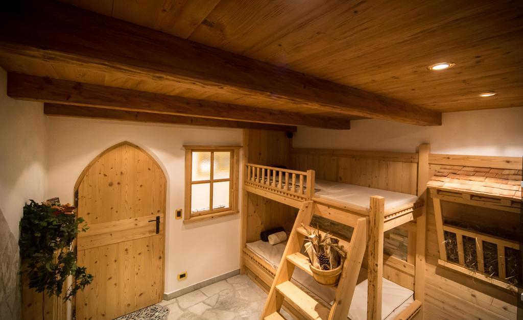Hotel Fanes Selva di Val Gardena Esterno foto
