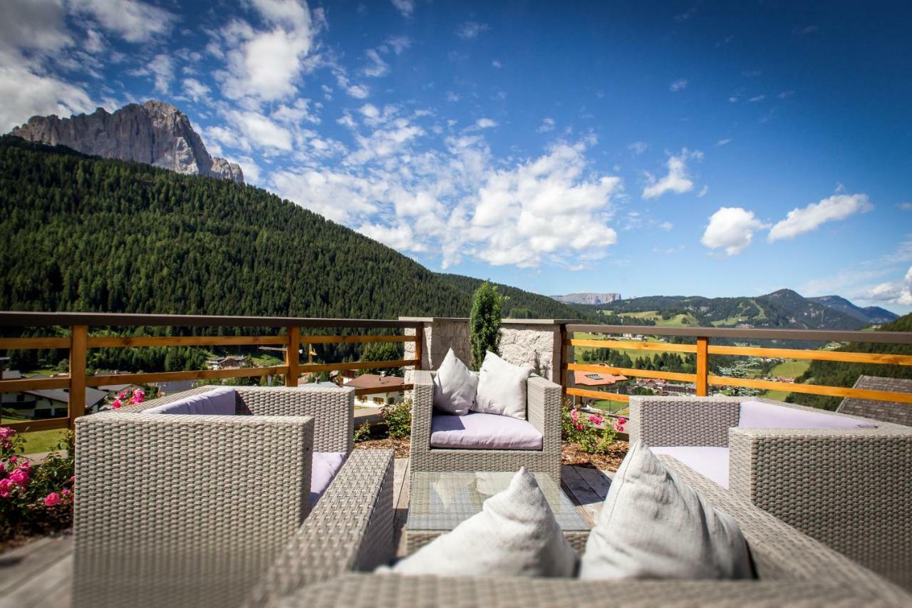 Hotel Fanes Selva di Val Gardena Esterno foto